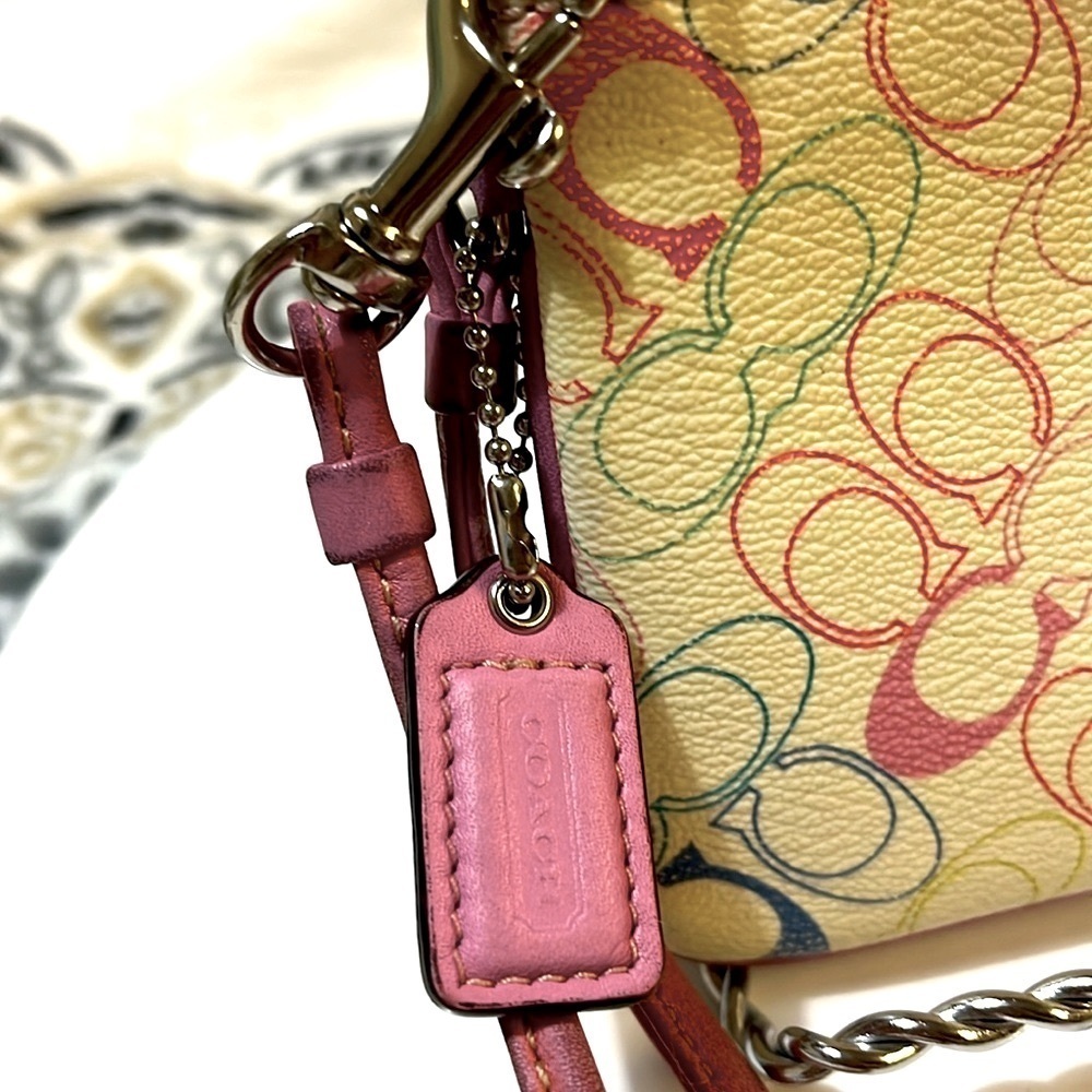 Vintage Coach Chelsea Pink Monogram Wristlet Pink Coach Hang Tag - Picture 3 of 11